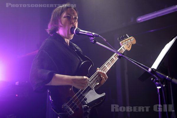 ESBEN AND THE WITCH - 2023-05-29 - PARIS - Petit Bain - Rachel Anna Davies